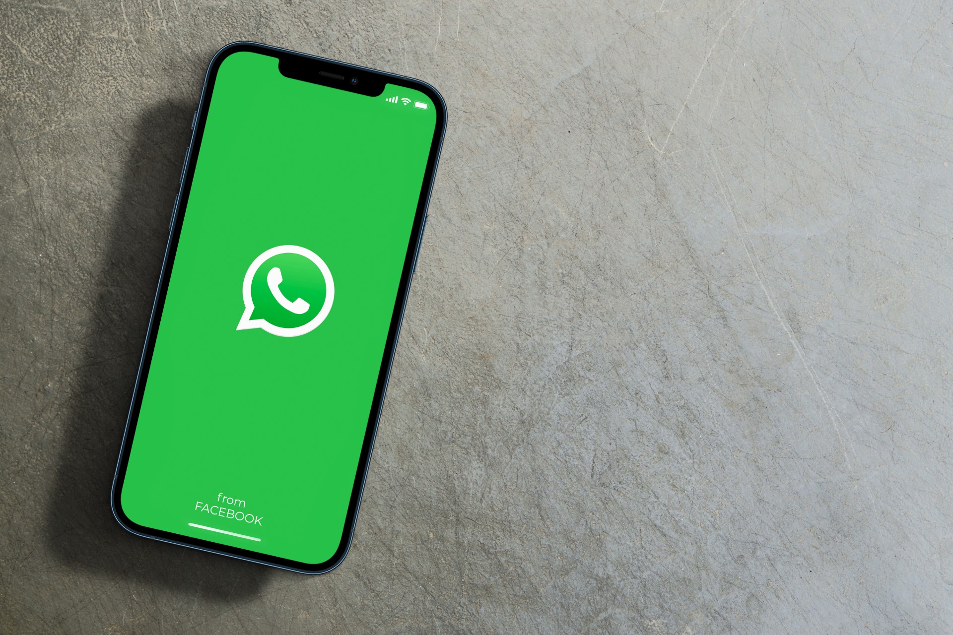 Sjekk iPhonen din nå, eller risiker total WhatsApp-blokkering