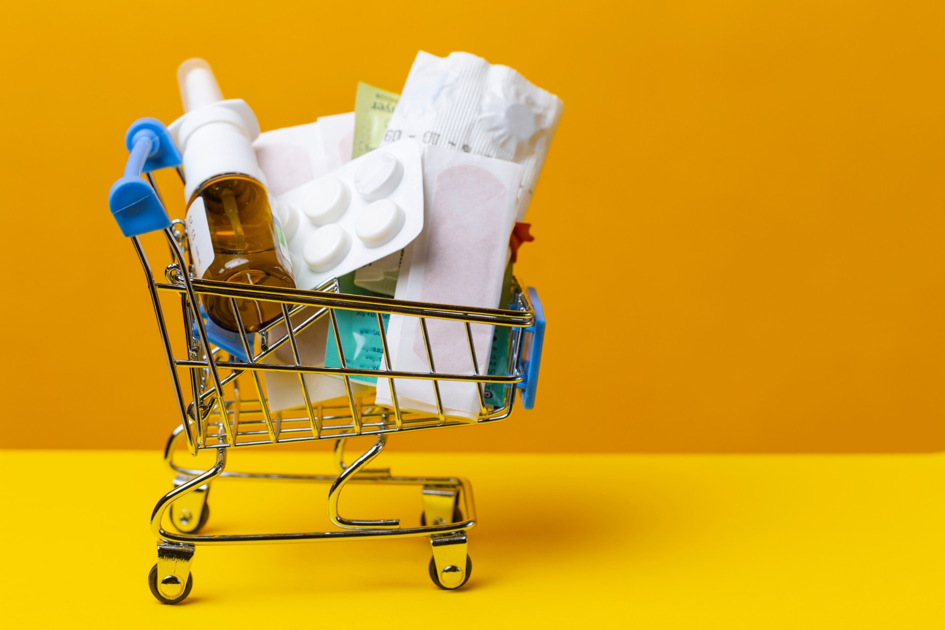 Fant ulovlige produkter i flere nettbutikker