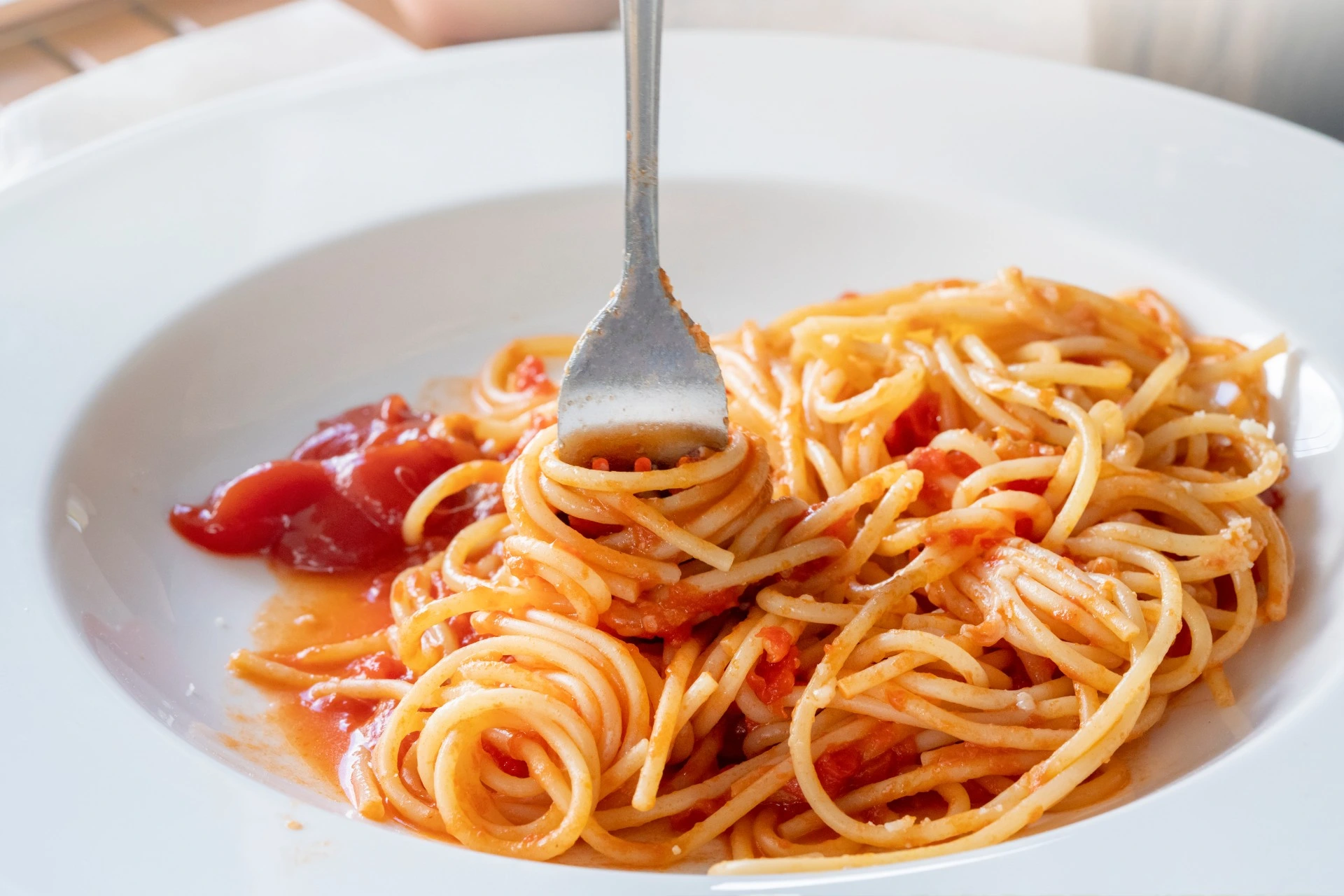Oppskrift på ‘Verdens beste pastasaus’ som smaker ‘himmelsk’ og er så enkel å lage