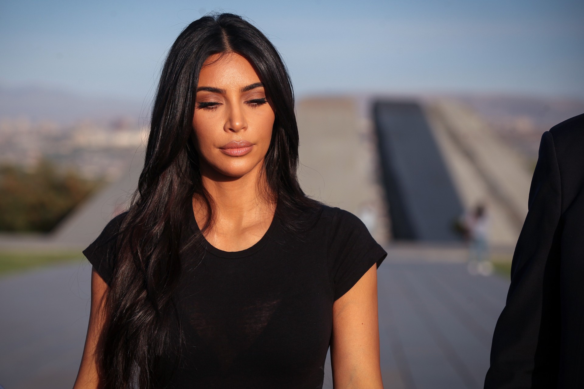 Kim Kardashian avslører: Jeg brakk skulderen