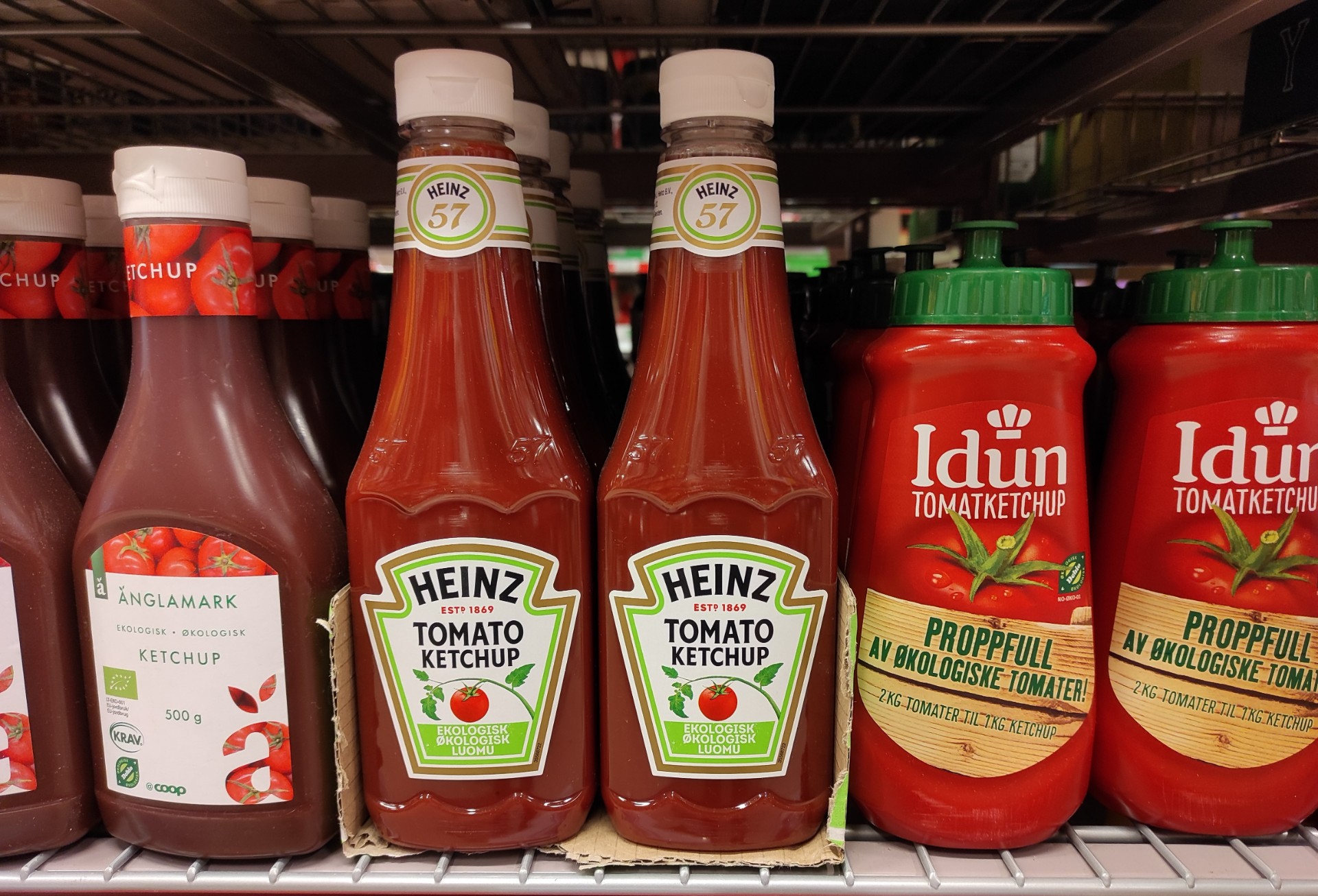 «Ketchup-testen» går viralt blant kvinner: Stiller spørsmål ved forholdet deres hvis kjæresten mislykkes