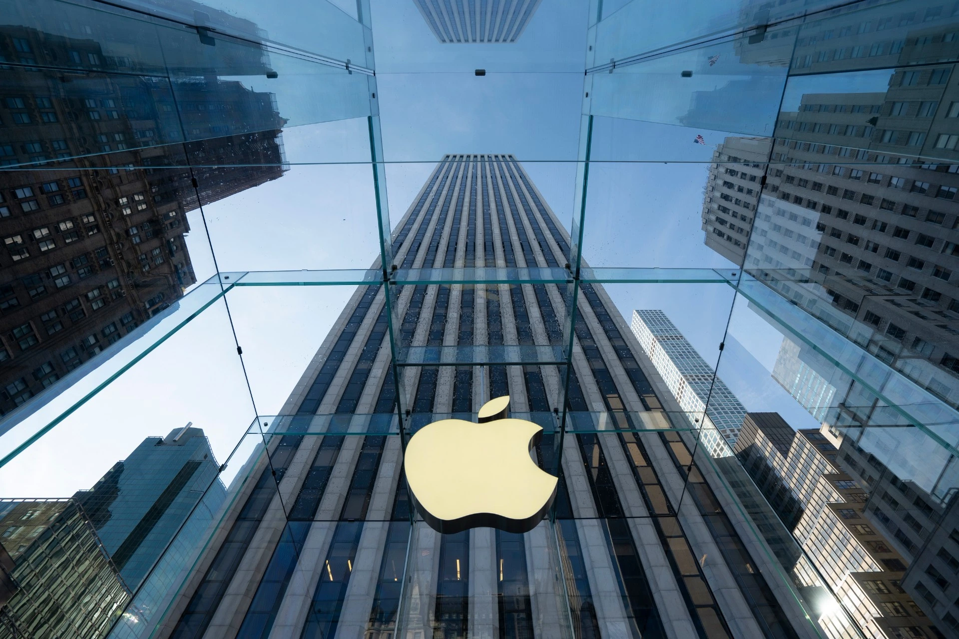 Apple får milliardbot for lytting via Siri