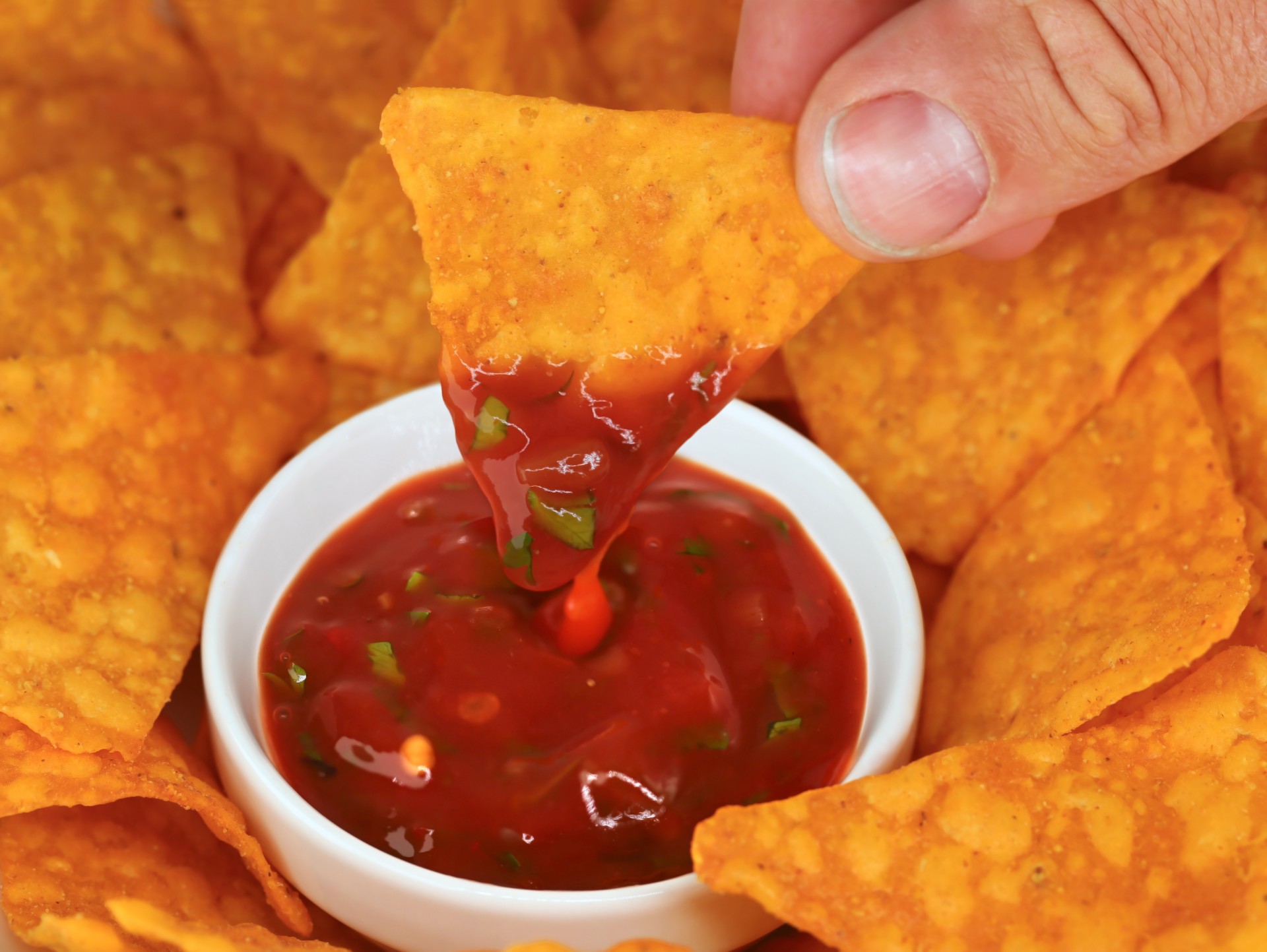 Hva har flest kalorier – Potetgull eller Tortillachips? Du blir overrasket over svaret