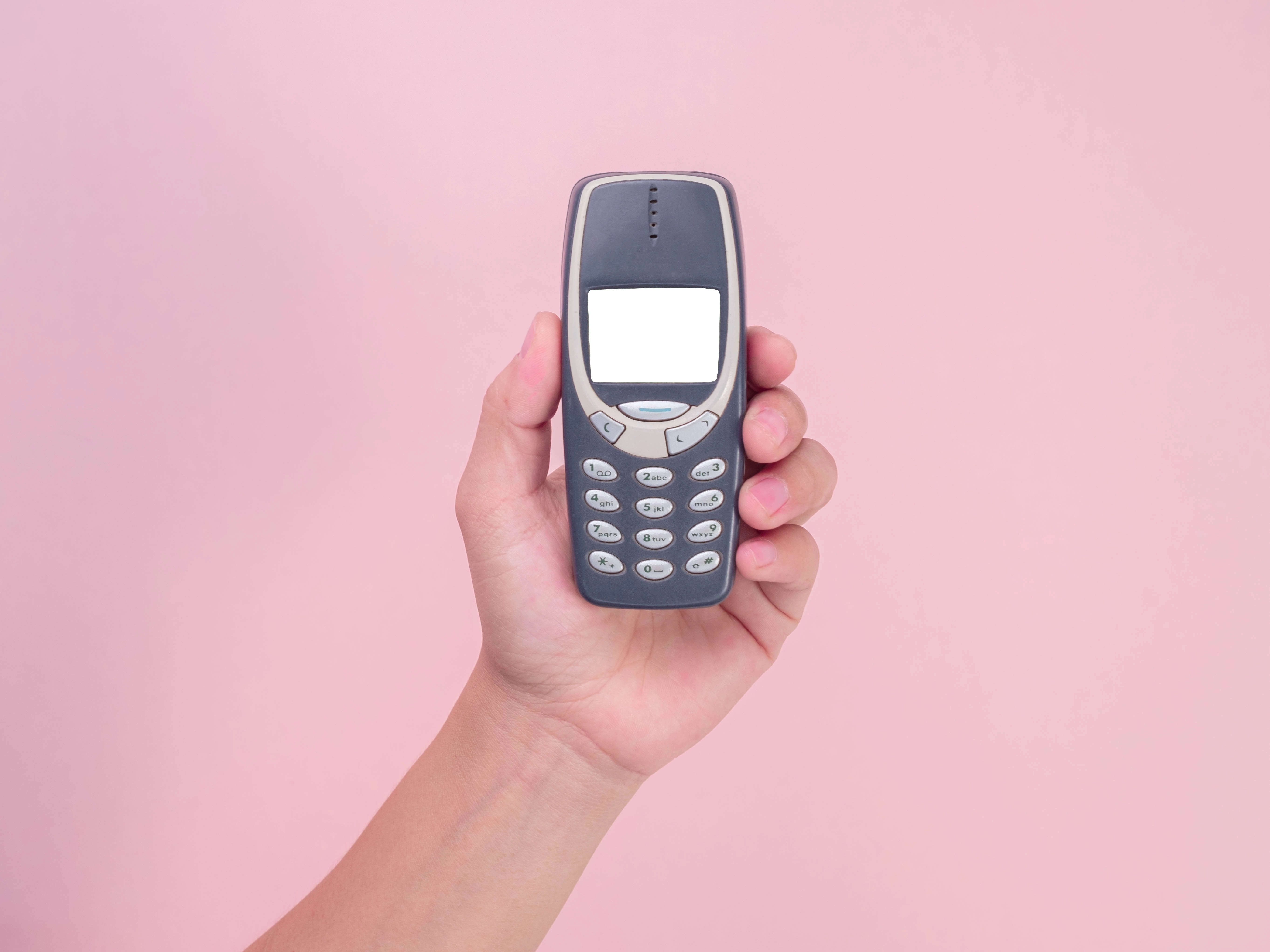 Har du dem fortsatt i skuffen? Så mye kan din gamle Nokia 3310 være verdt
