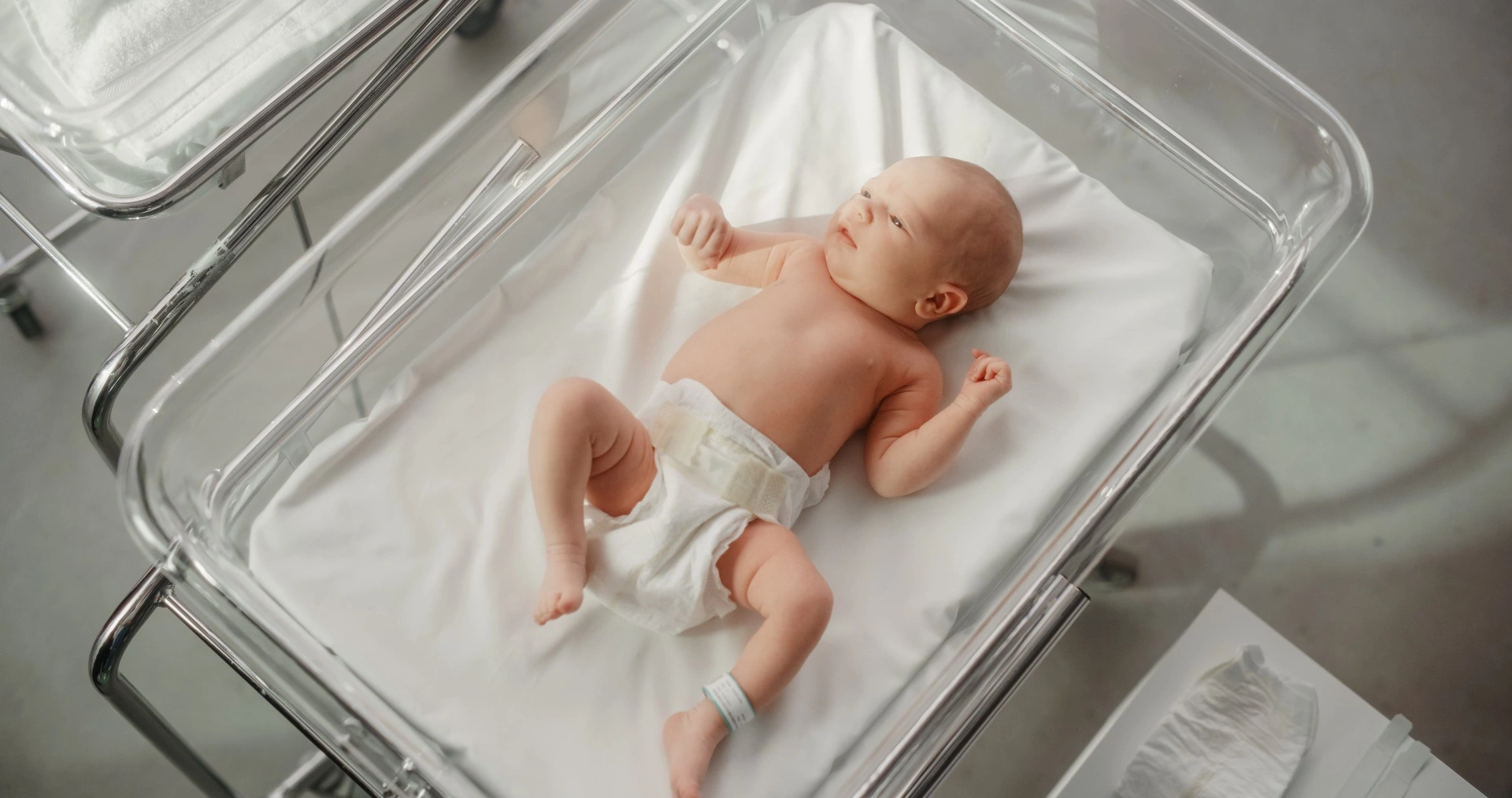 Hvorfor du aldri bør kysse en baby