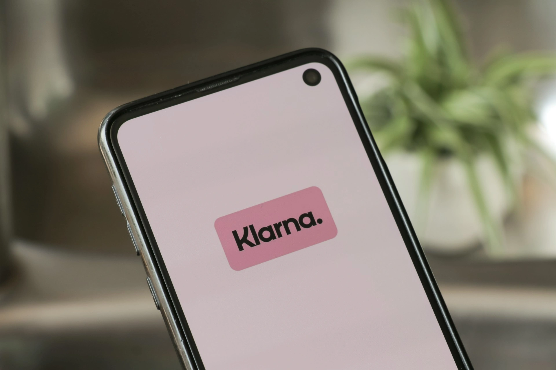 Klarna i hardt vær: Klages inn for brudd på reglene