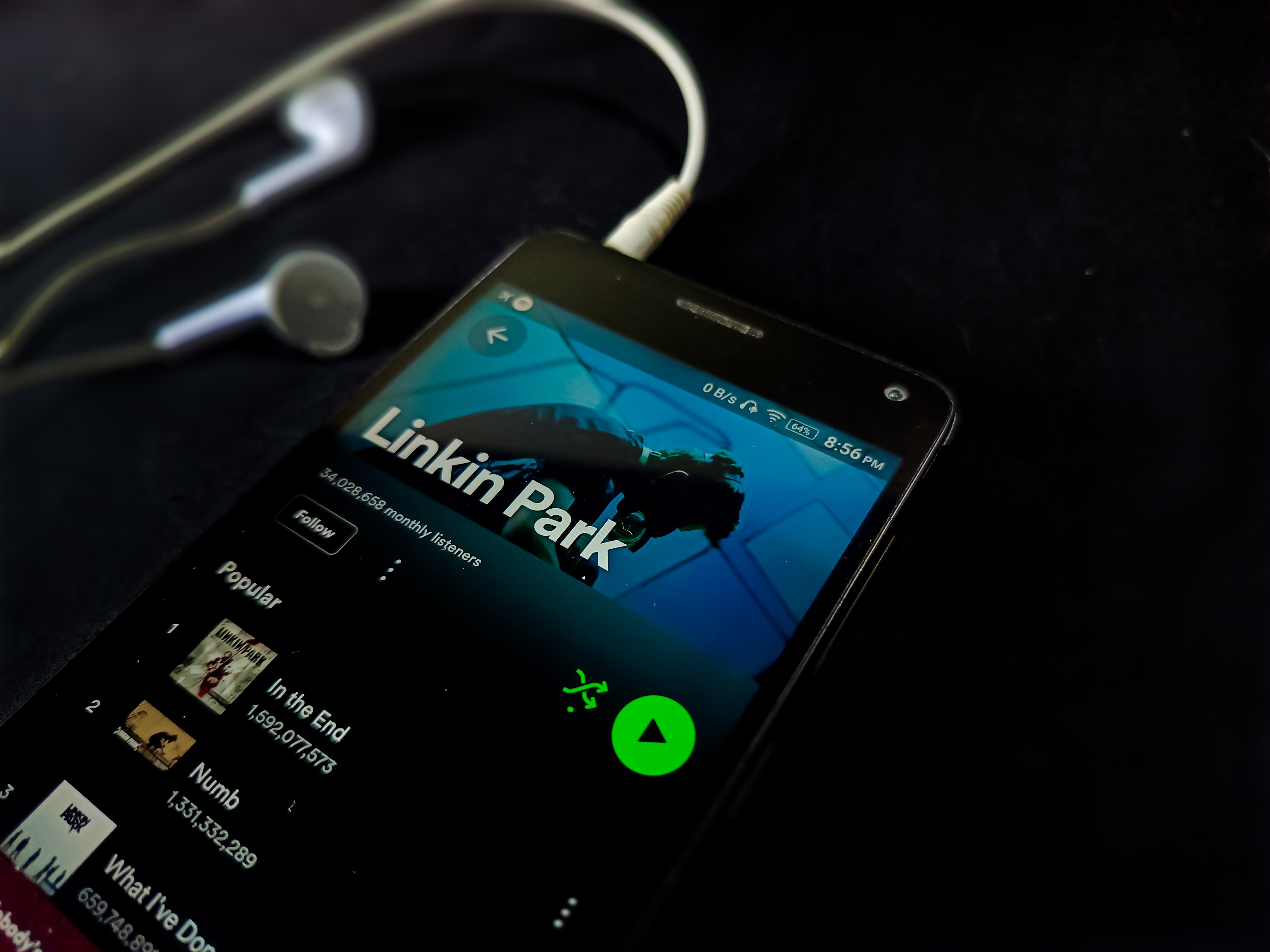 Linkin Park avslører Emily Armstrong som ny vokalist: Slipper låt og verdensturné