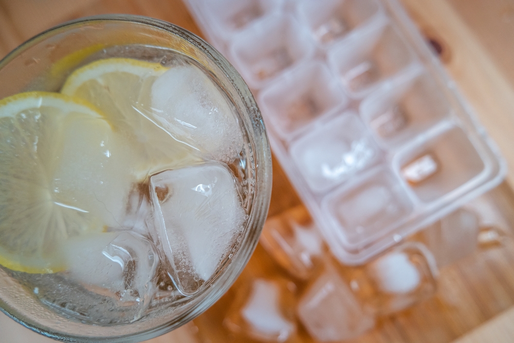 Mangler du isbiter til festen? Med disse triksene får du isbiter på ingen tid