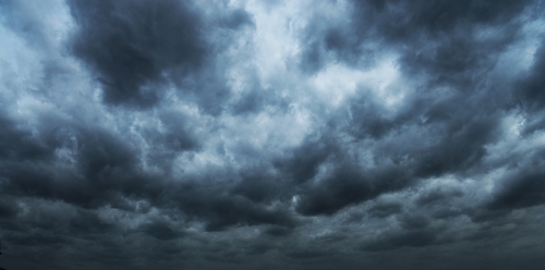 Yr advarer om storm: Fra 30 til 15 grader på kort tid, men her blir det sol