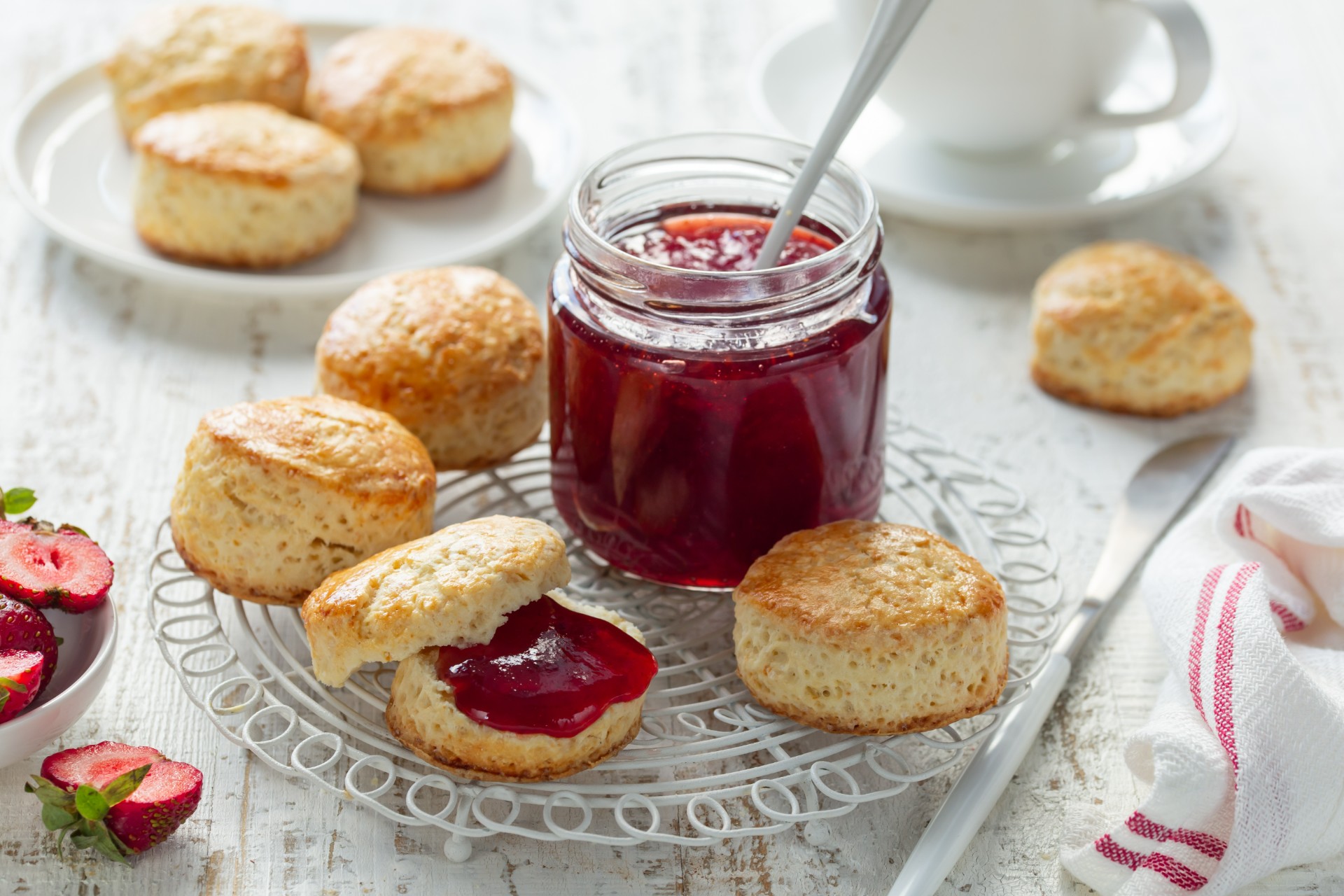 Rask og enkel oppskrift: Scones med 5 ingredienser