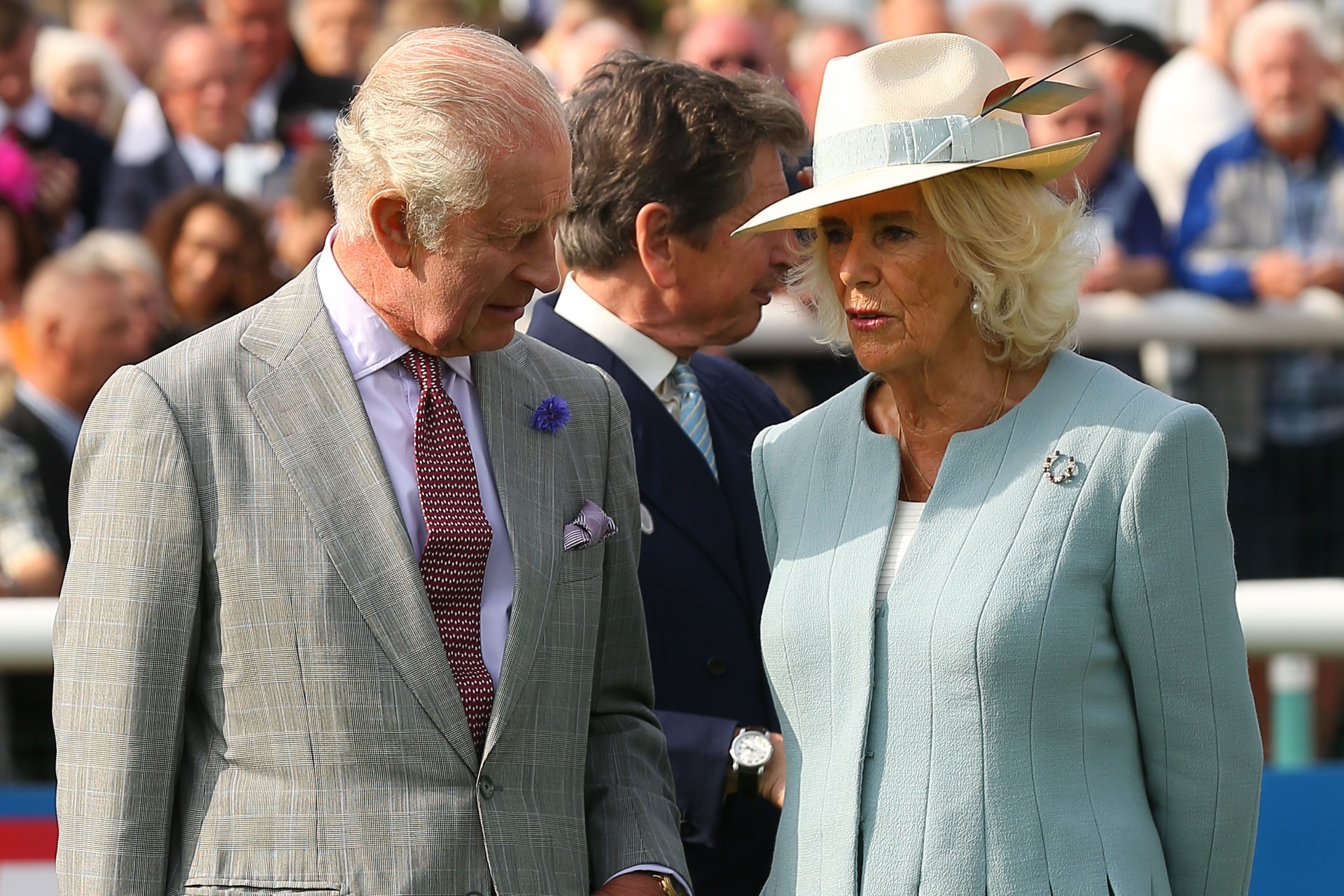 Avslørt: Harry og William tryglet Charles om ikke å gjøre det