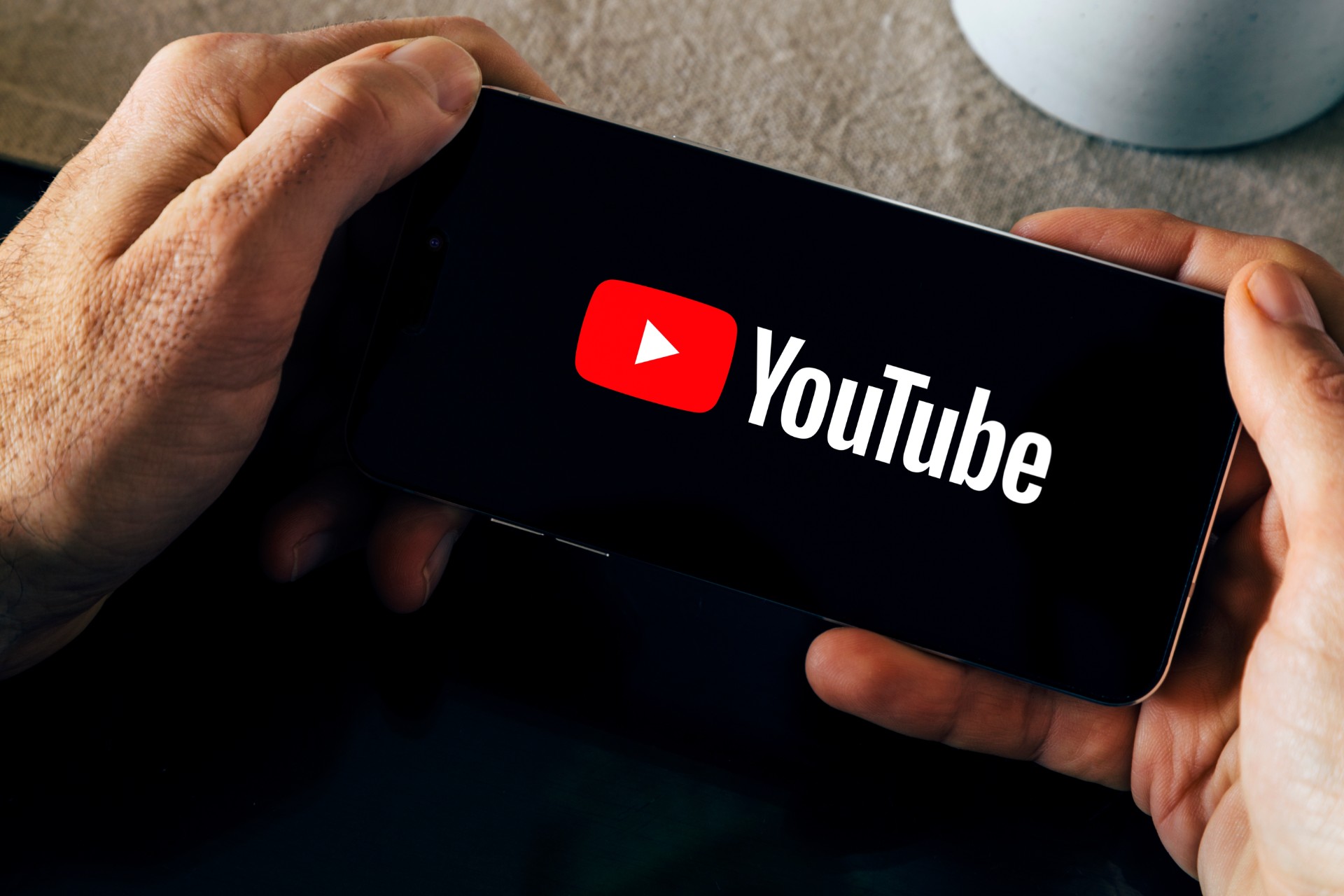 Stor endring på YouTube skal hjelpe unge