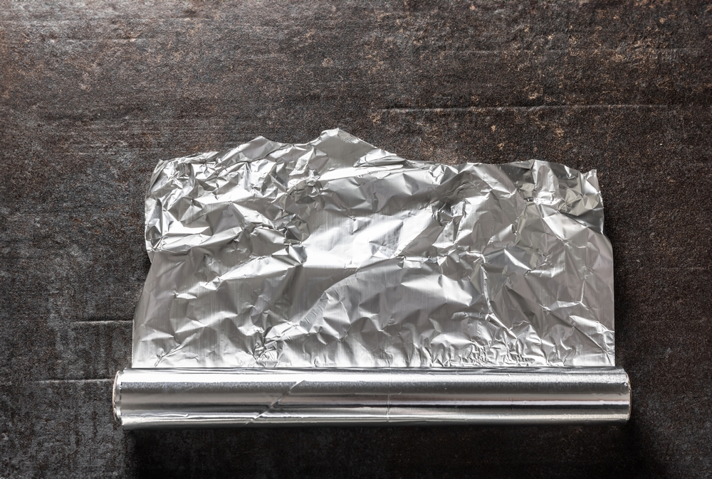Du bruker nok aluminiumsfolie feil – og det kan faktisk ha konsekvenser
