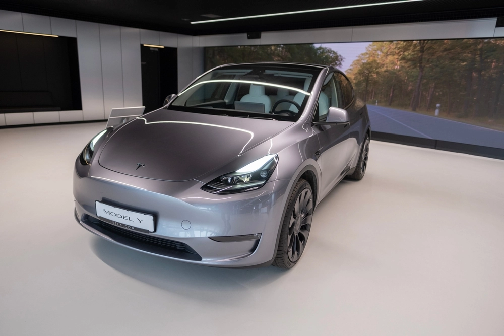 Så er det over – Tesla gnir seg i hendene