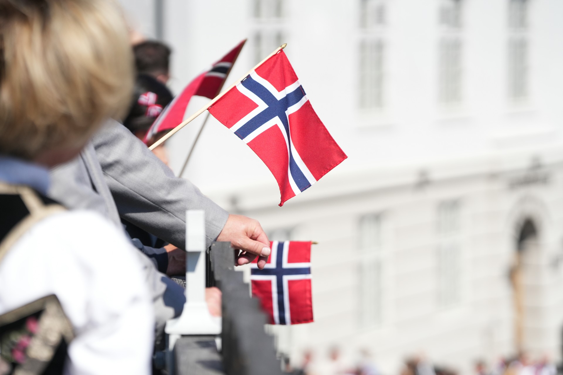Bestemors triks: Slik tar du vare på bunadskjorten