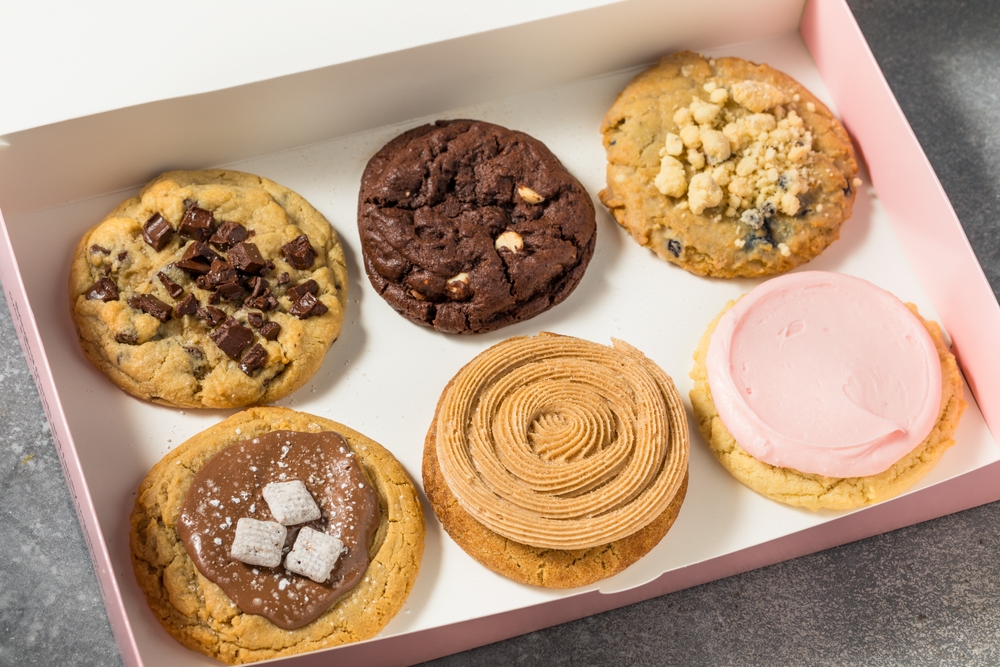 Crumbl cookies er internettets seneste besettelse – slik lager du dem selv