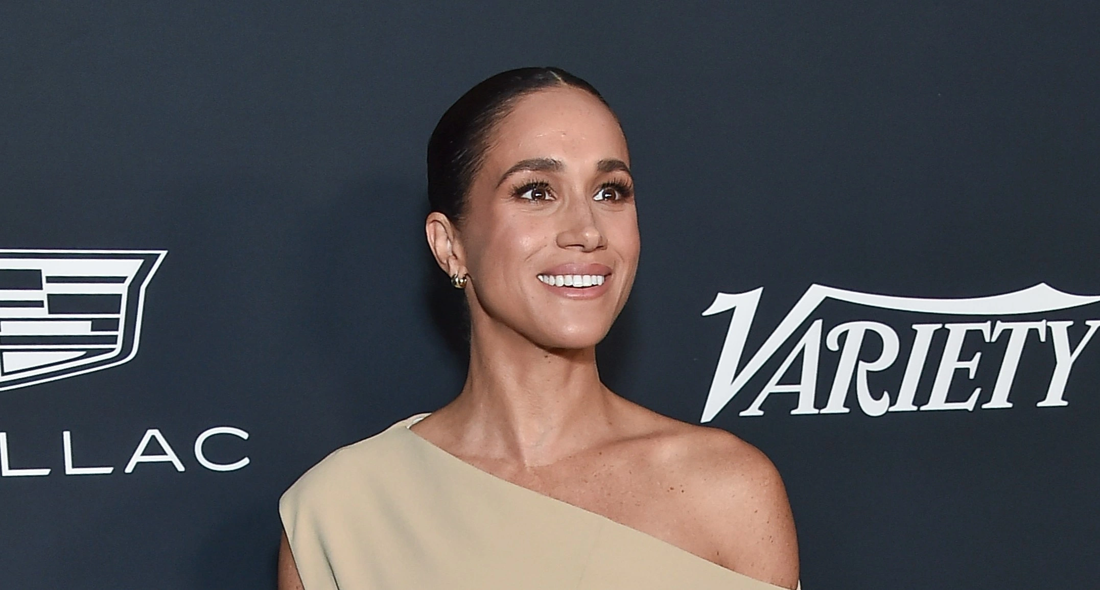 Meghan til journalist: &laquo;Jeg  heter ikke Meghan Markle mer&raquo;