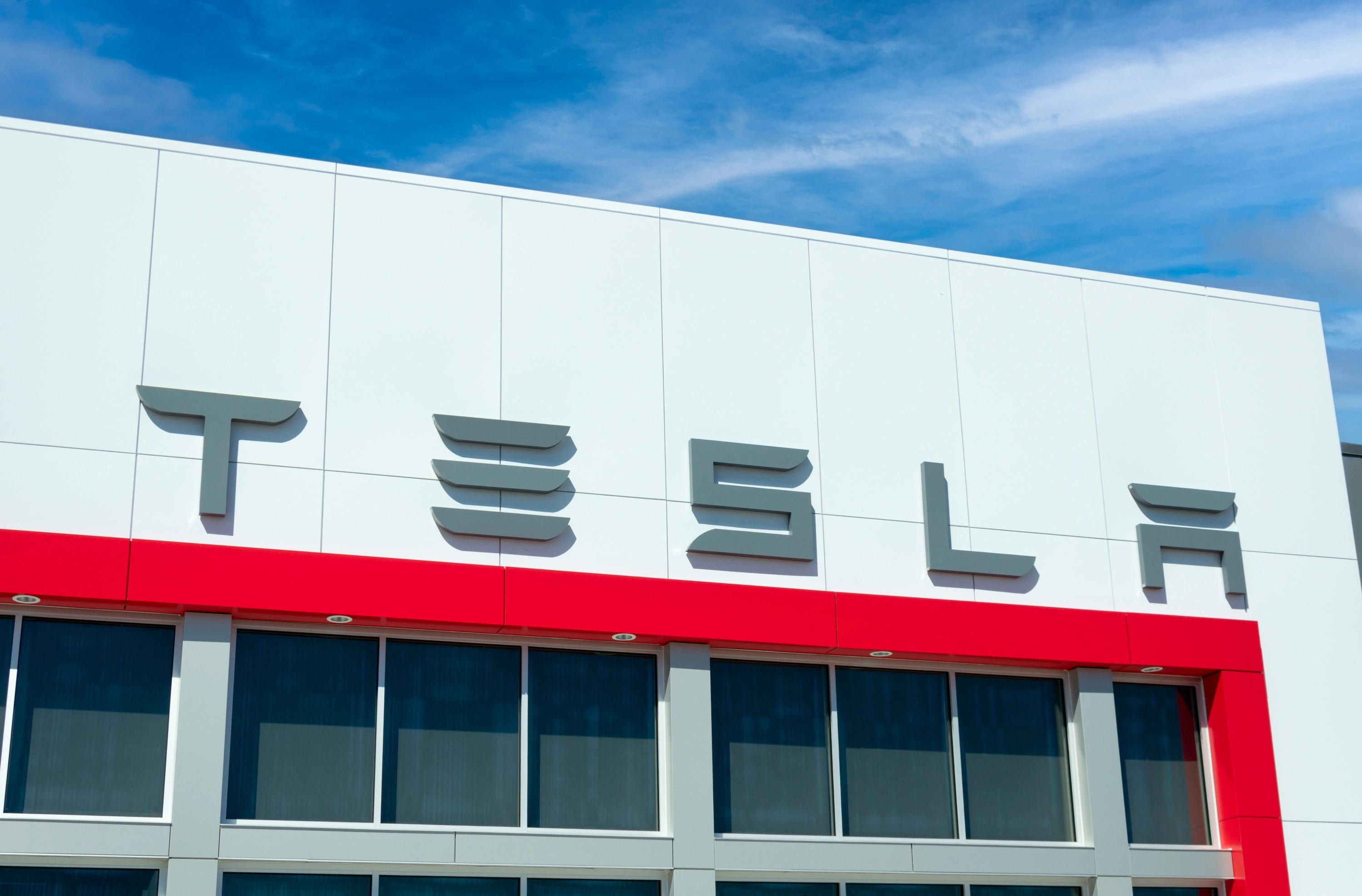 Tesla stuper videre – salget ned 45 prosent