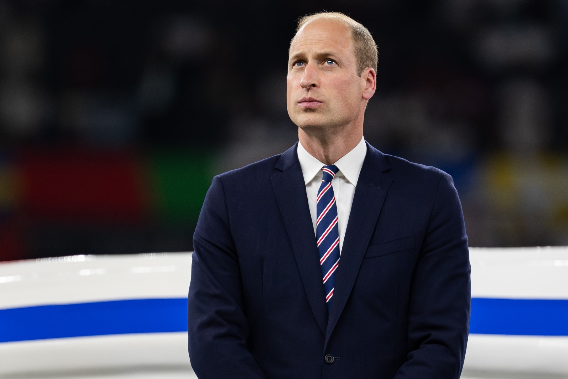 Det britiske kongehuset vakler: Presset prins