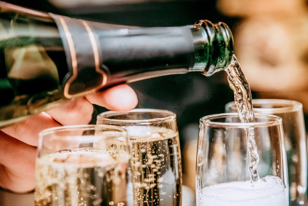 Slik beregner du drikke til festen – uten stress!