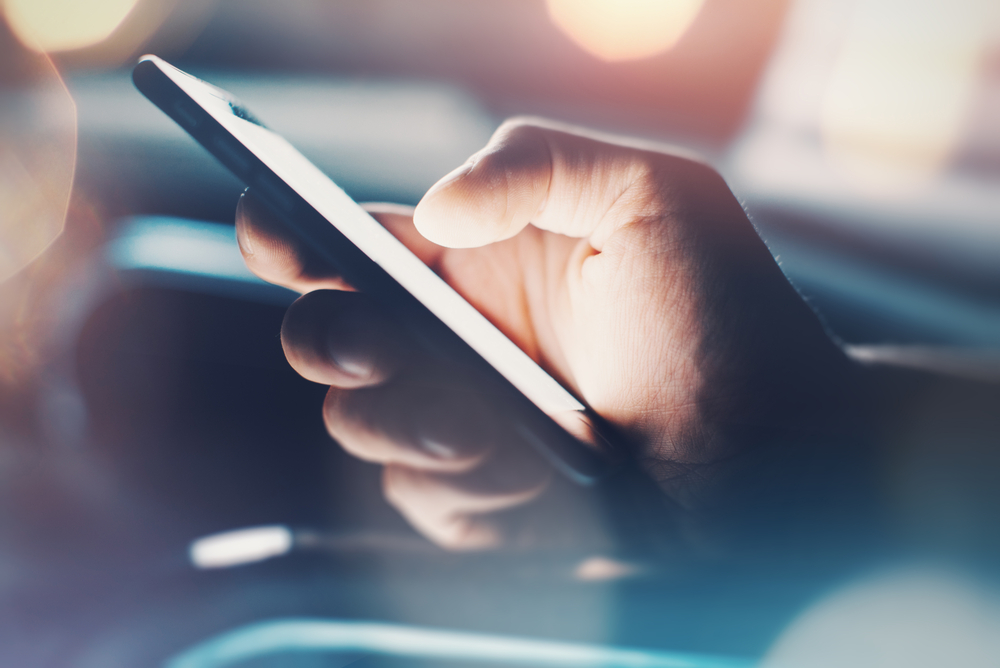 Sikkerhetsekspert slakter smarttelefoner – men én mobil får toppscore