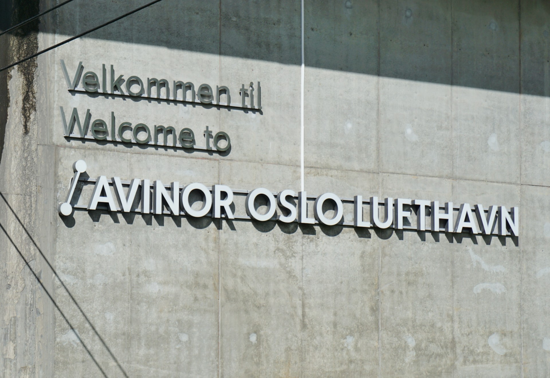 Raser mot Avinor: «Dårlig kundebehandling»