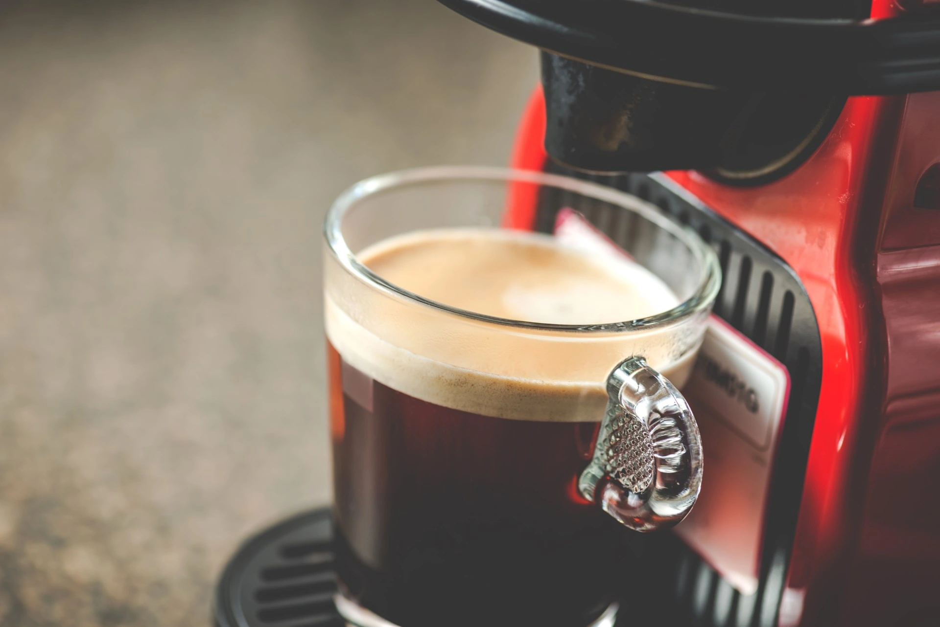 Har du en Nespresso Vertuo-maskin? Sånn løser du rensejobben effektivt