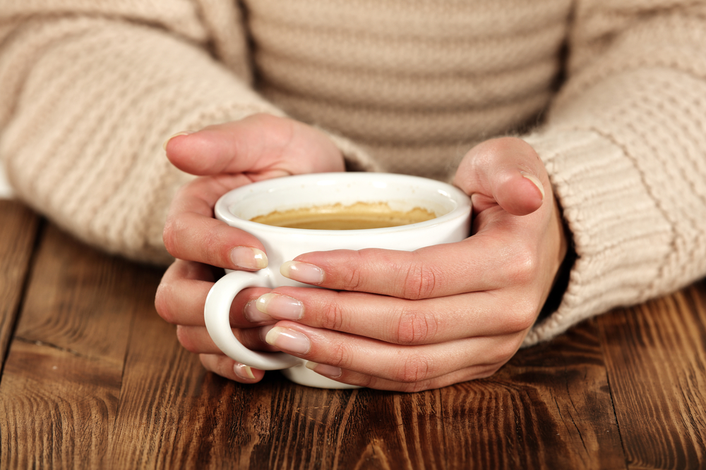 Derfor skal du aldri drikke kaffe før klokken halv ti om morgenen