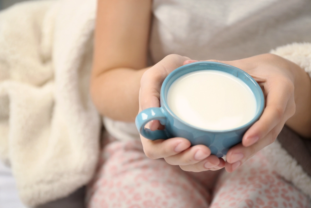Drikk dette om morgenen – tarmen vil takke deg, og midjen blir smalere