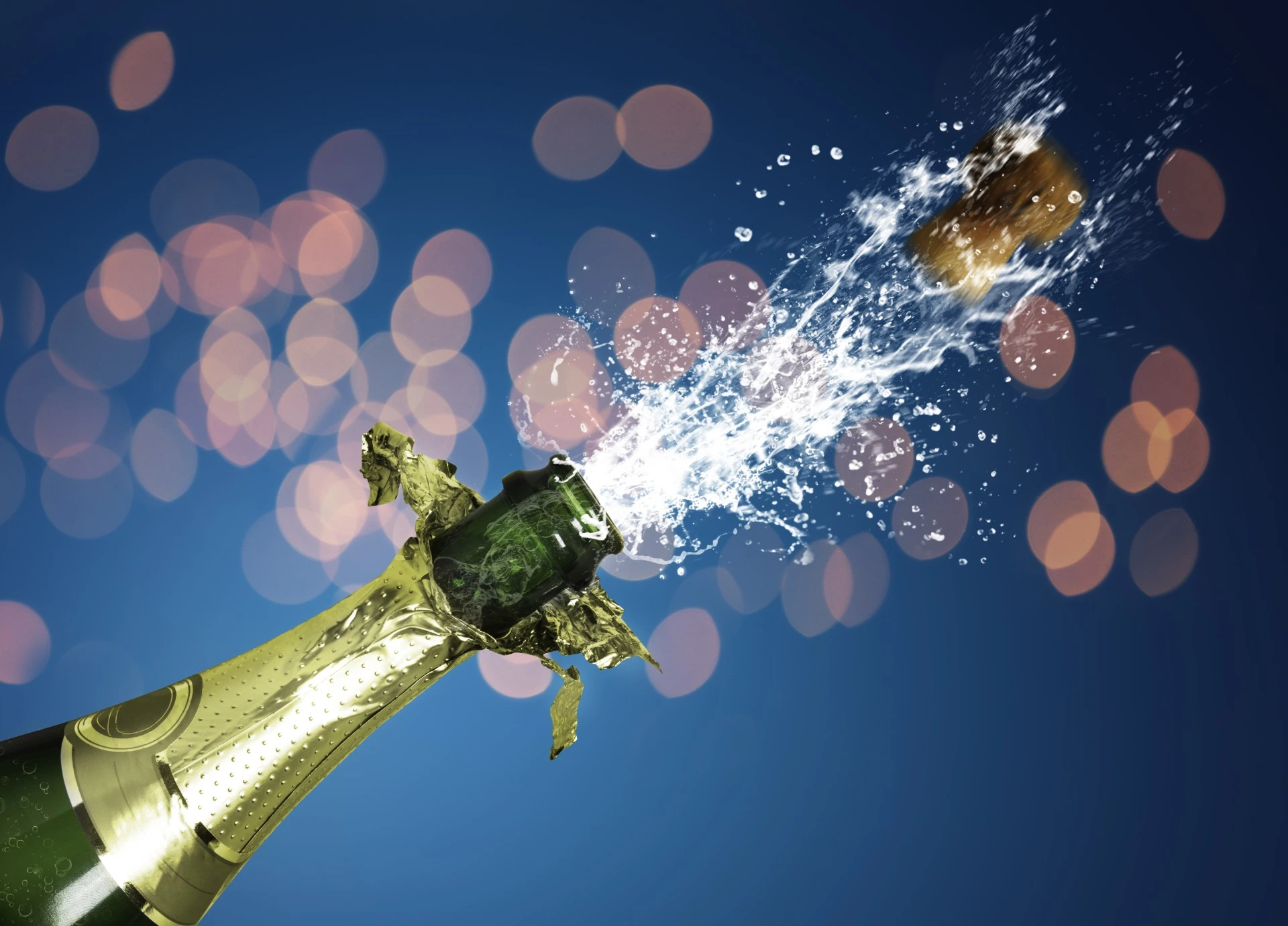 Valentinsdag: Derfor bør du ikke fjerne korknettet på musserende vin