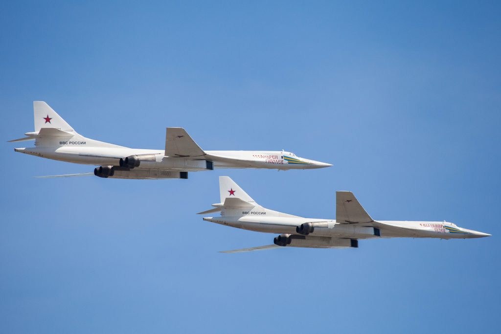 Russiske bombefly fløy utenfor kysten av Norge i 14 timer