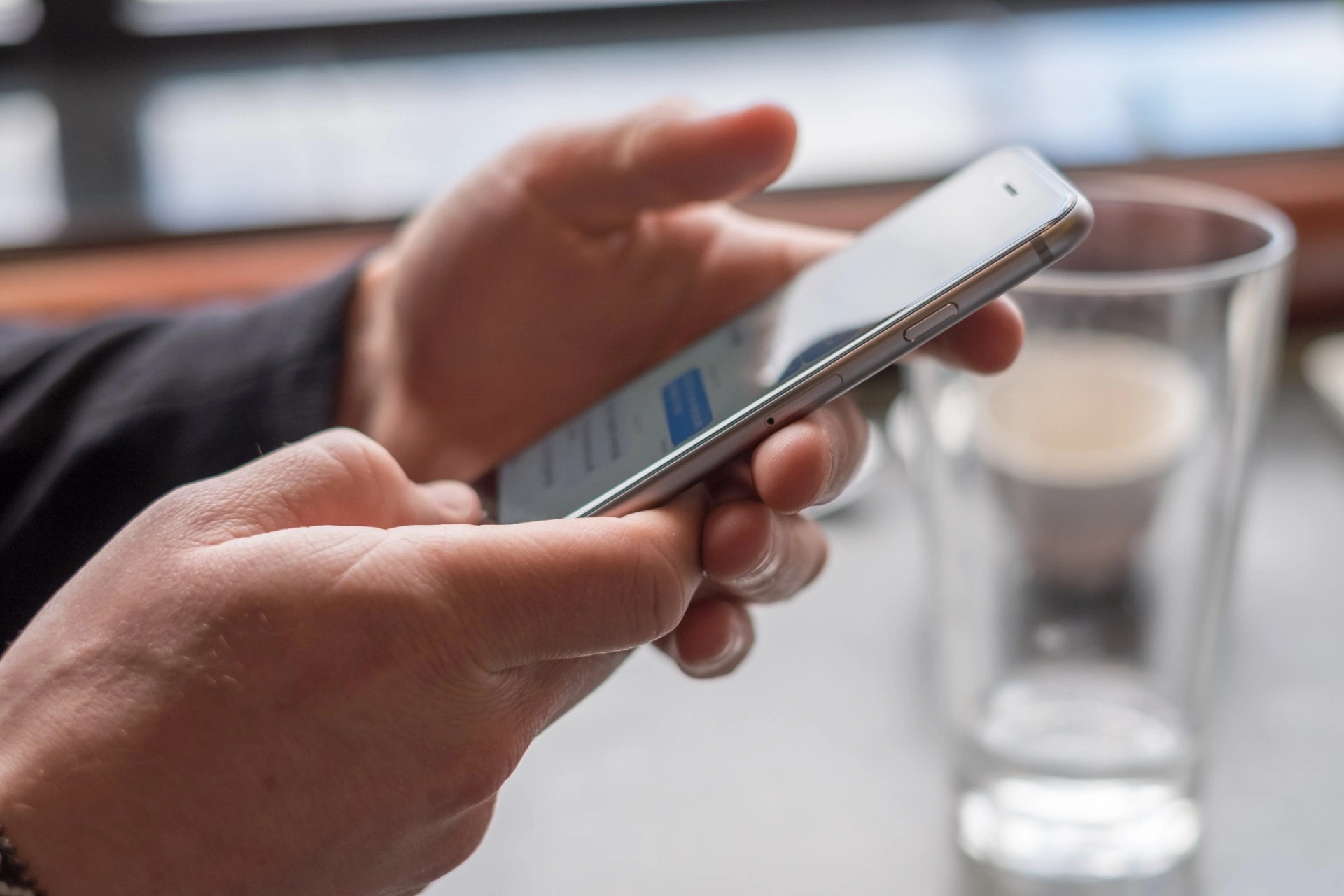 Slå av denne mobilinnstillingen for å forhindre at noen stjeler dataene dine