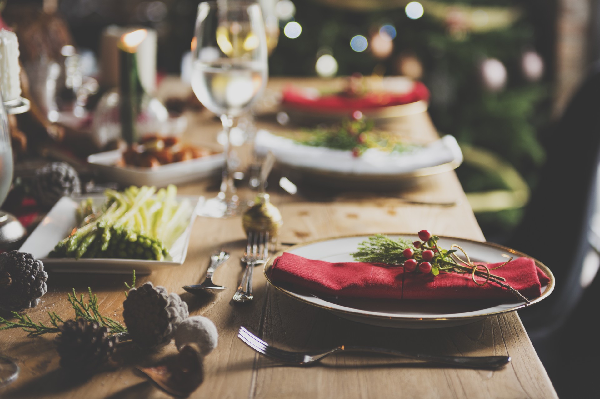 Kan mistelteinen skade juletreet – dette bør du vite