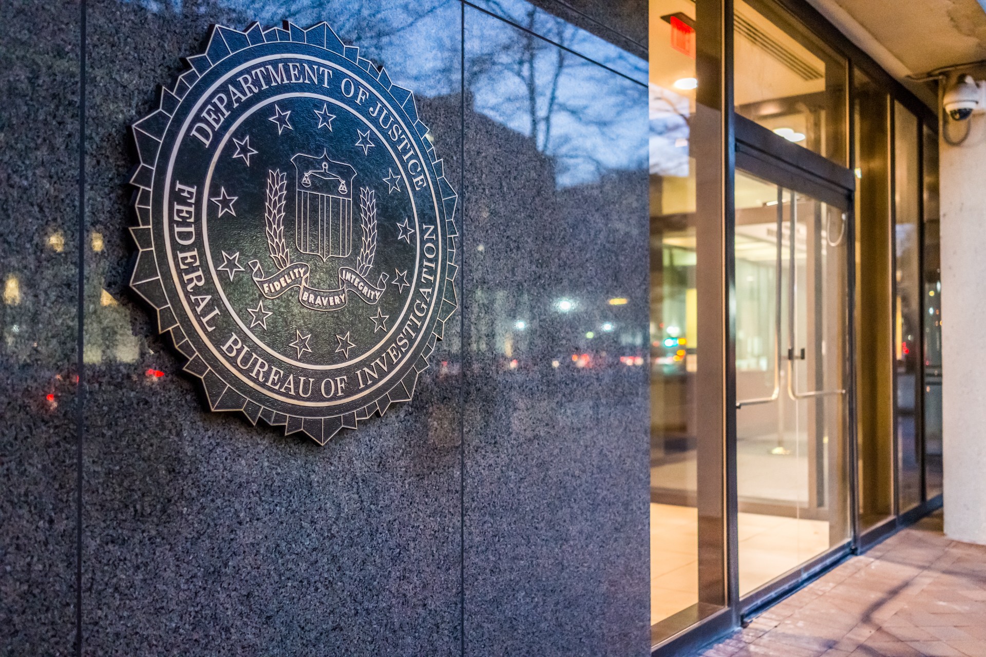 FBI-agenter sparket på stripe av Trump