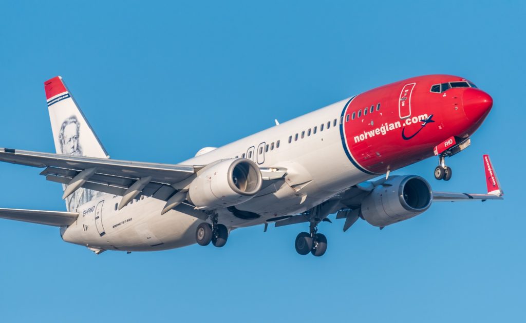 Passasjer hørte «kjempesmell»: Norwegian-fly måtte snu