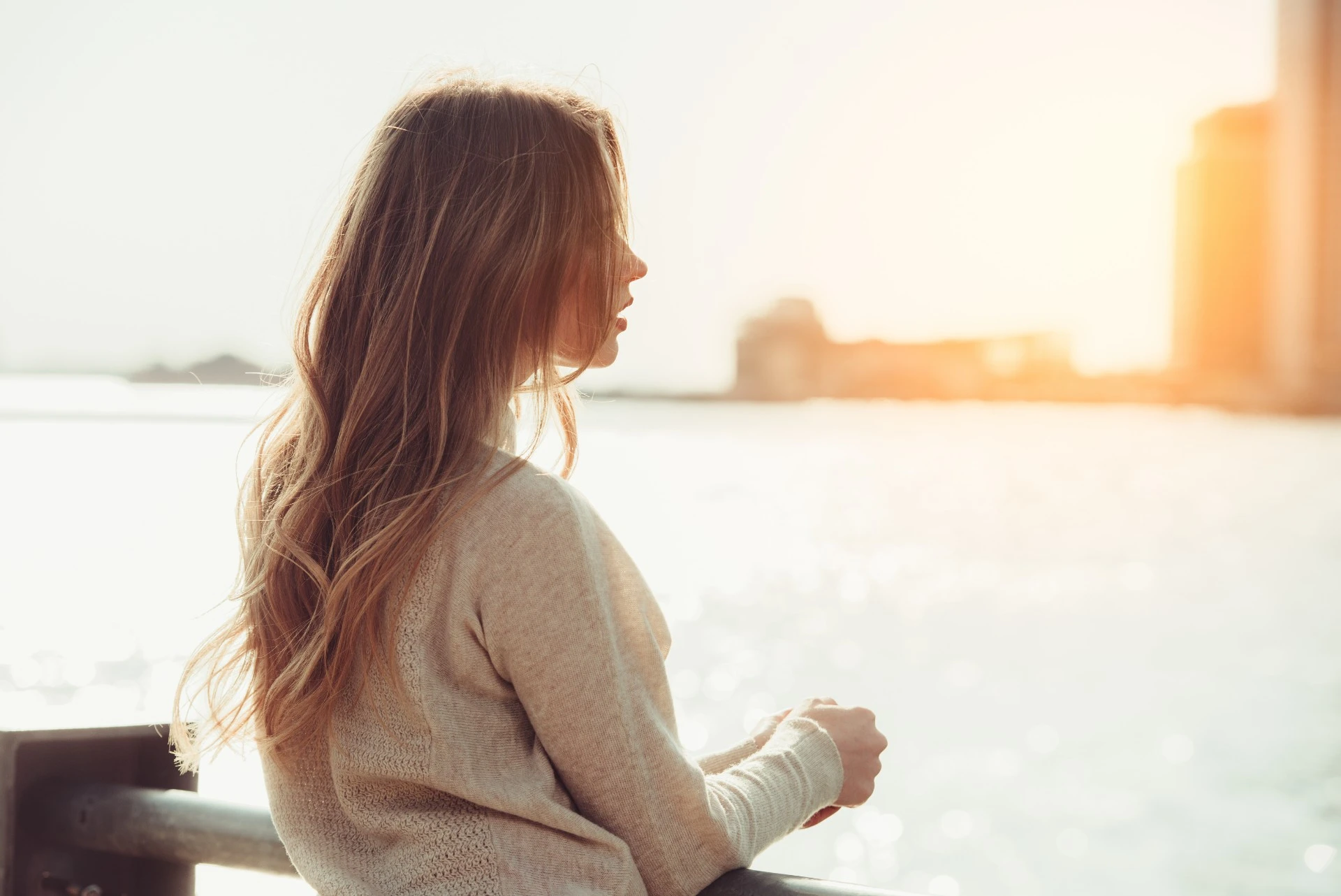 Dette er forskjellen på å være introvert og ekstrovert