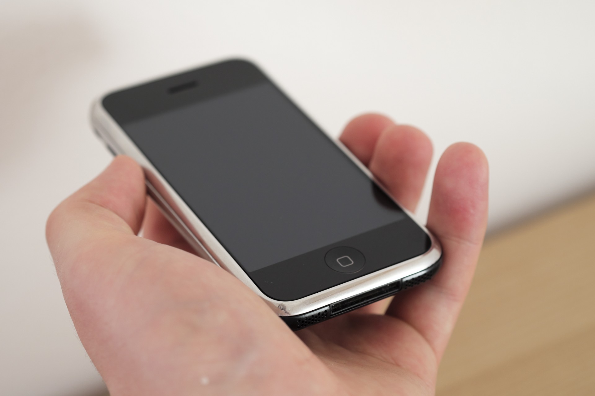 Gammel mobiltelefon kan være verdt mer enn en bolig