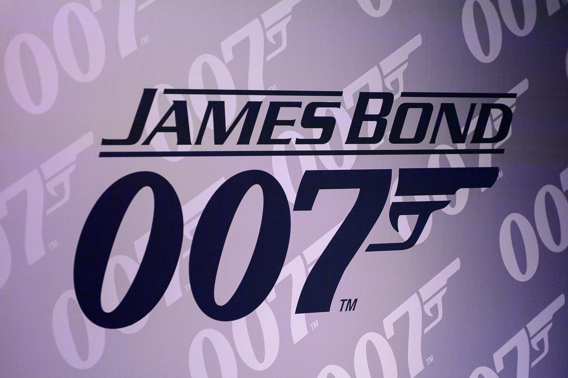 «Mitt navn er James Bond» – det høres gøy ut, men kan føre til farlige problemer