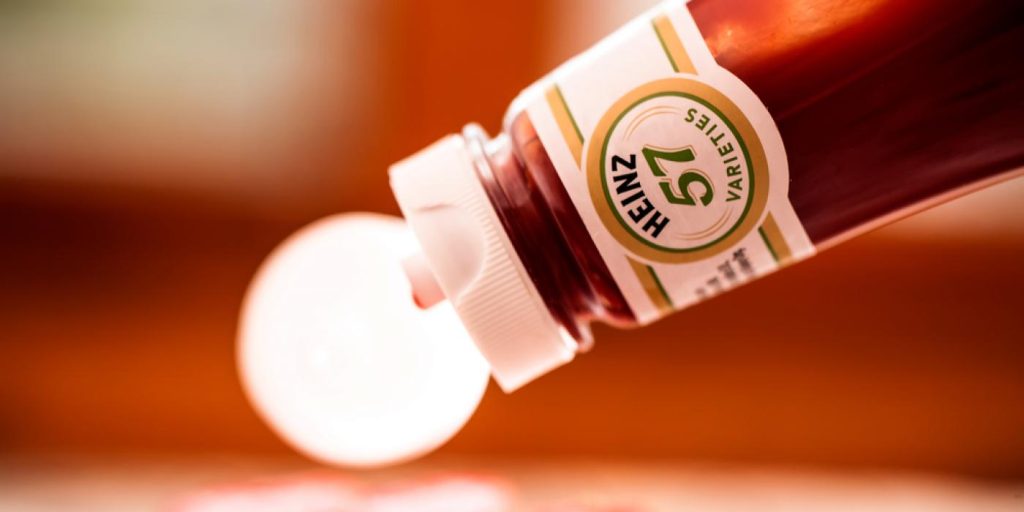 Mann reddet av ketchup: Nå får han en båt