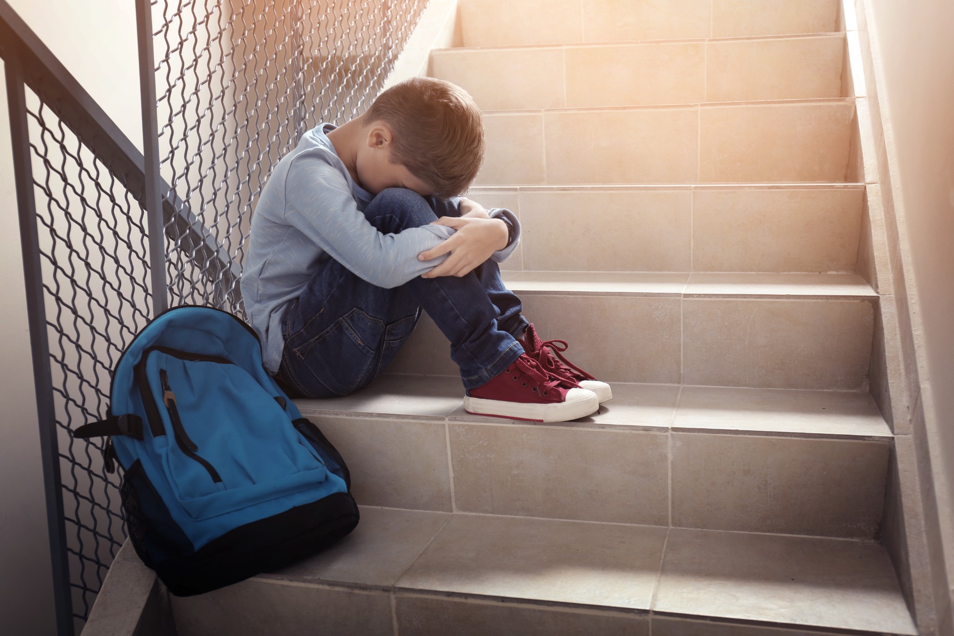 Ble mobbet på skolen: Se overraskelsen da han kom hjem til besteforeldrene