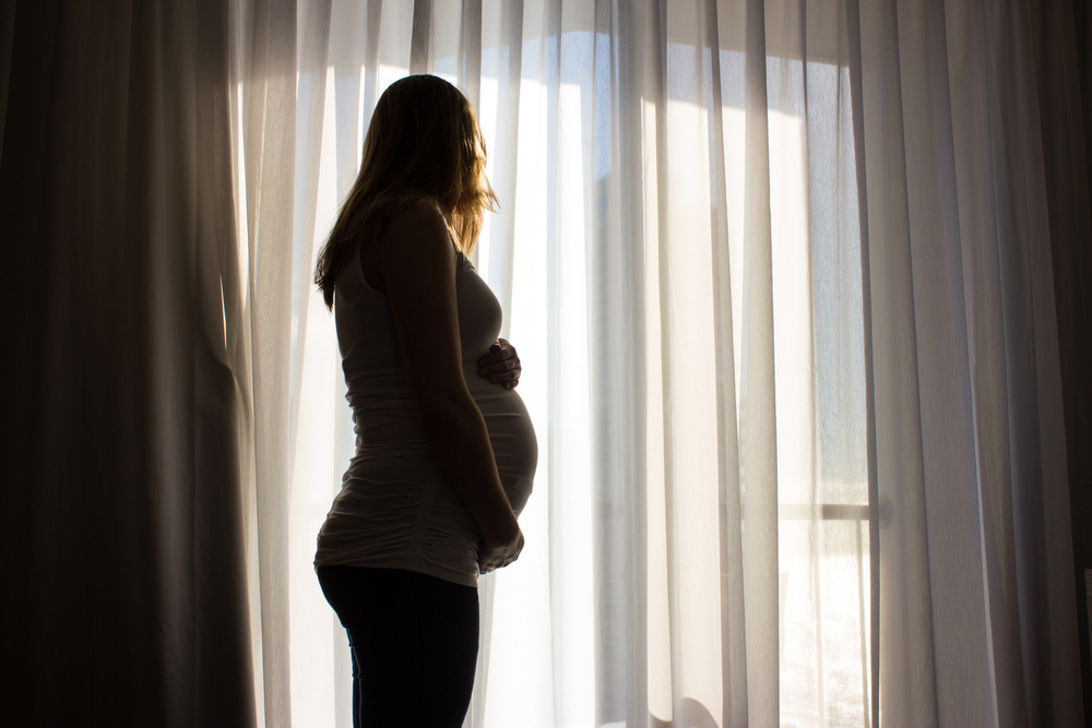 Mann voldtar gravid kvinne som lå på alle fire i fødselssmerter: ‘Jeg blir kåt nå’