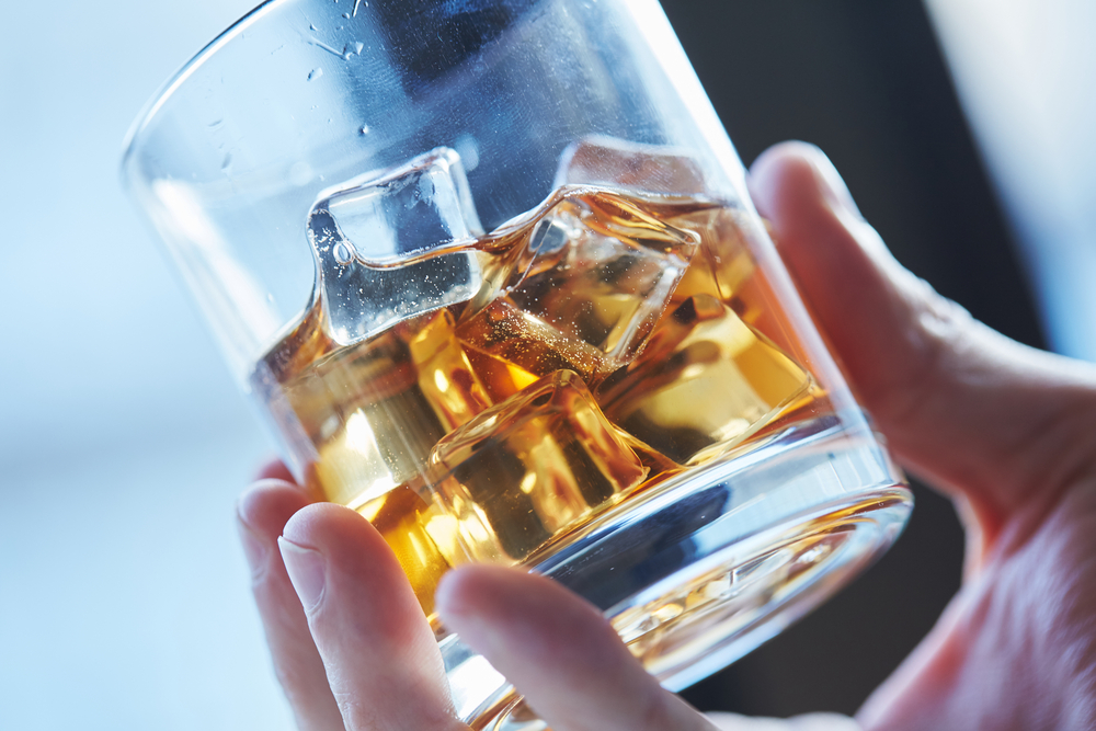 Drømmejobben er ledig: Få lønn for å reise rundt og drikke whisky
