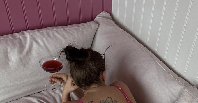 Camilla Lorentzen deler avslørende bilder