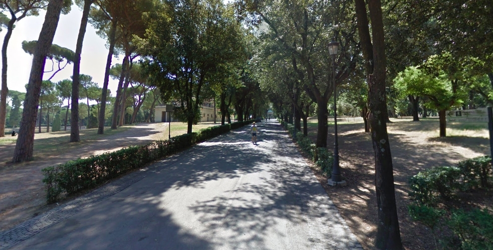 Enda en kvinnelig turist angrepet i Italia: Bundet og voldtatt i en park
