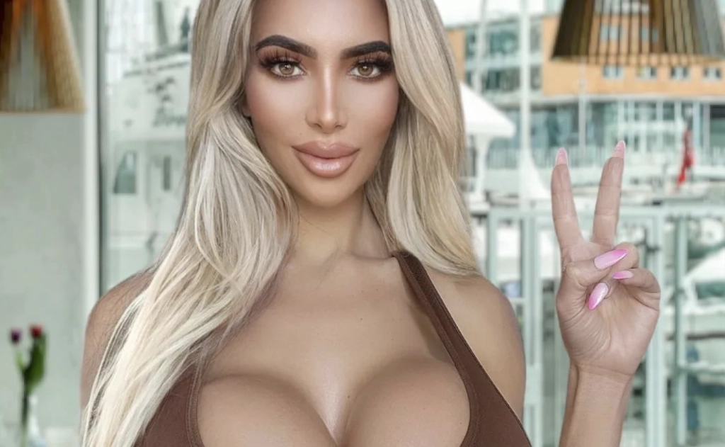 Kardashian-lookalike død av hjertestans