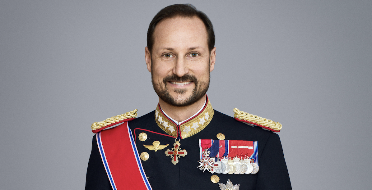 Se bildene her: Kronprins Haakon inviterte prinsesse til ettermiddags te på slottet