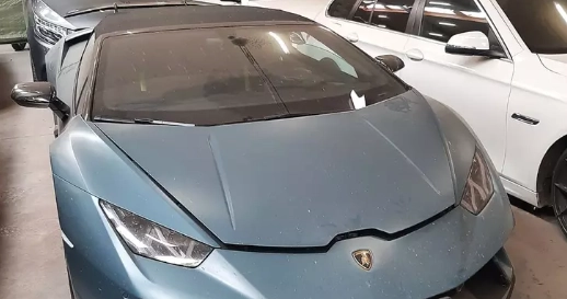 Lamborghini konfiskert av politiet: Nå kan den bli din