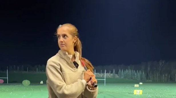 Profesjonell kvinnelig golfspiller får «gode råd» av fremmed mann: Nå går videoen viralt