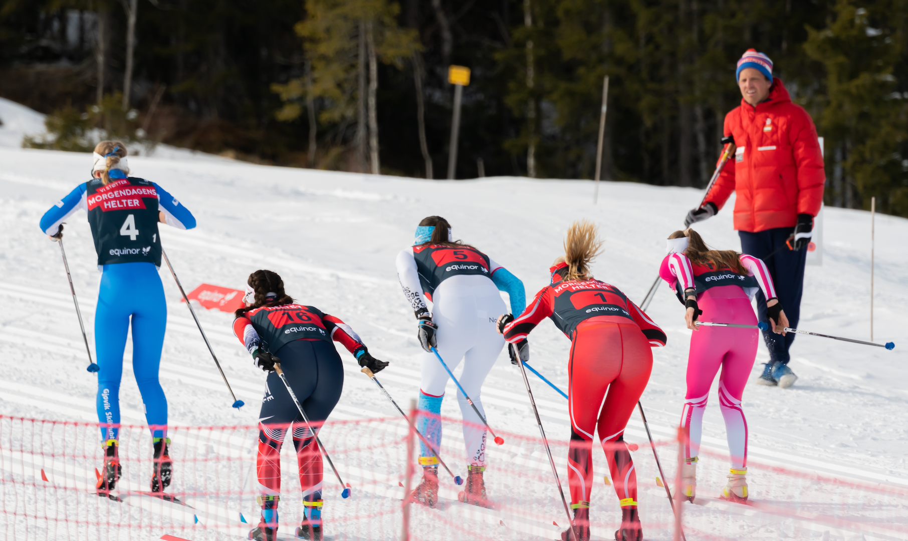 Ingvild Flugstad Østberg og Helene Marie Fossesholm ute av landslaget