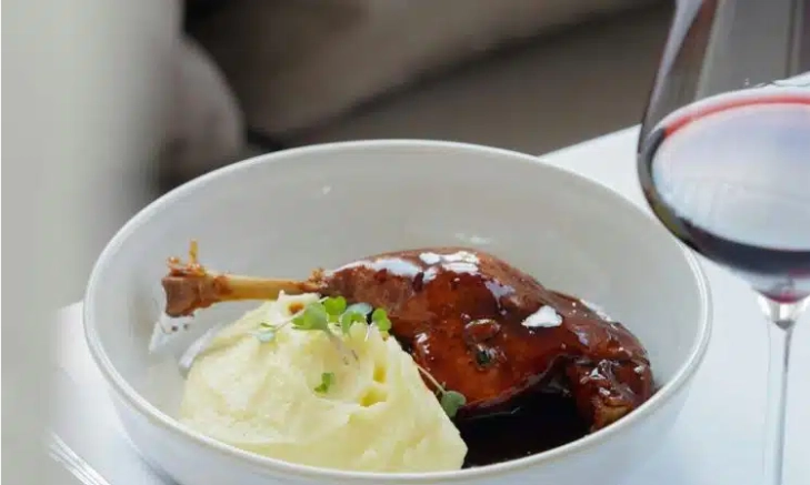 I Tyskland lager man potetmos på denne måten: Det smaker mye bedre enn vår